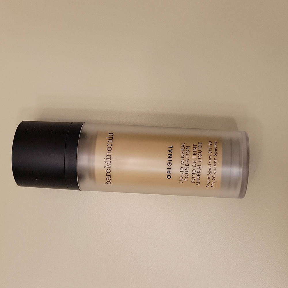 Barely used bareminerals foundation